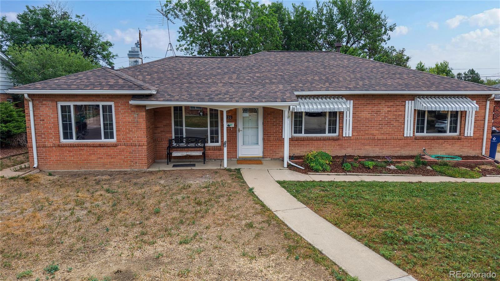 MLS Image #1 for 820  tucson street,aurora, Colorado