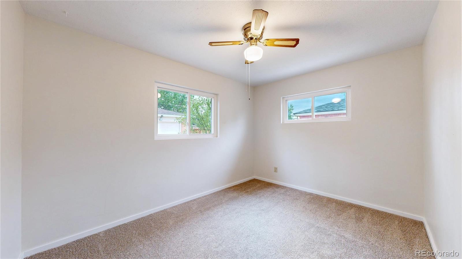 MLS Image #24 for 820  tucson street,aurora, Colorado