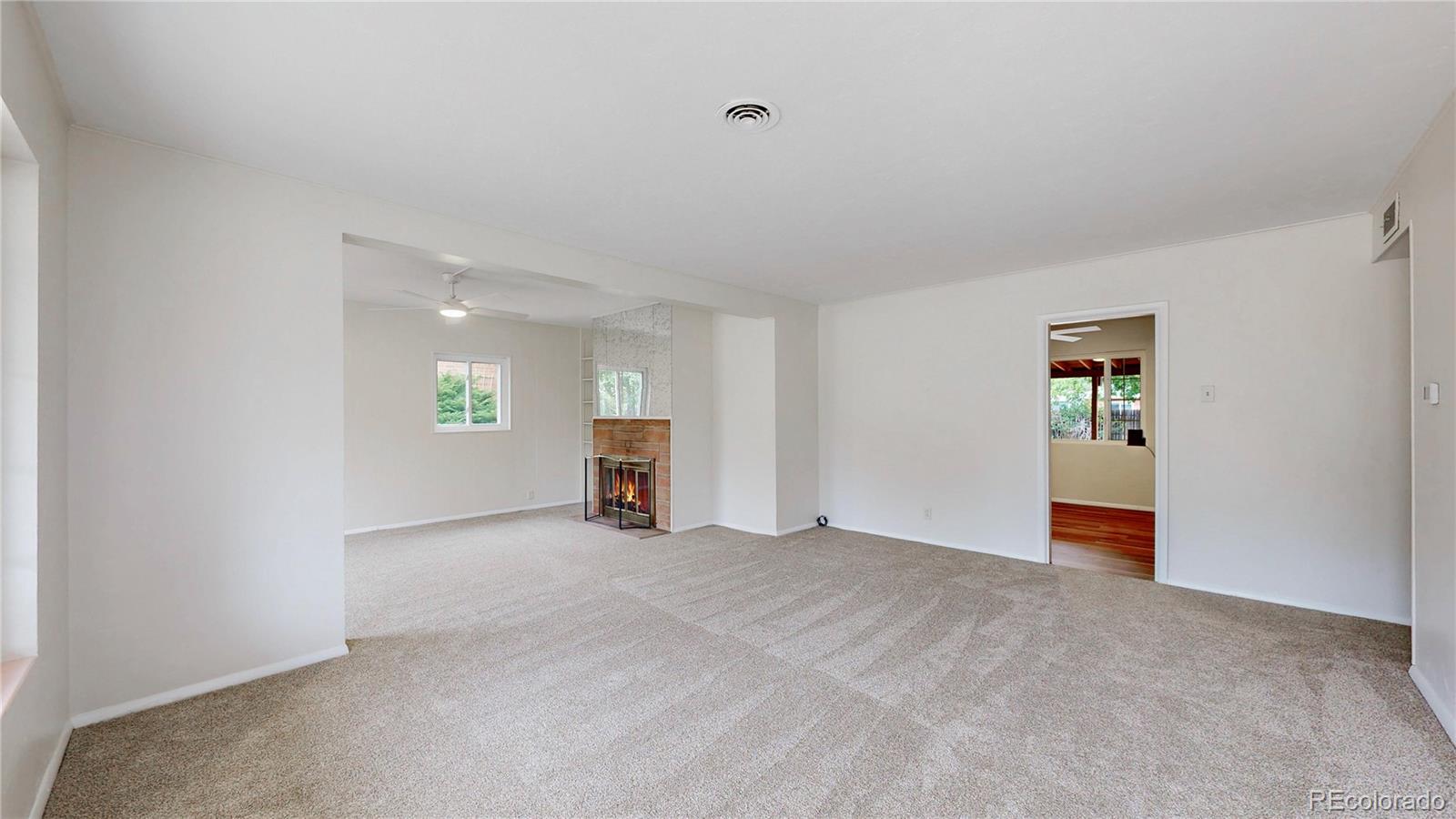 MLS Image #4 for 820  tucson street,aurora, Colorado