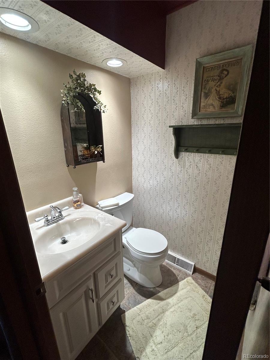 MLS Image #35 for 12924  st paul court,thornton, Colorado