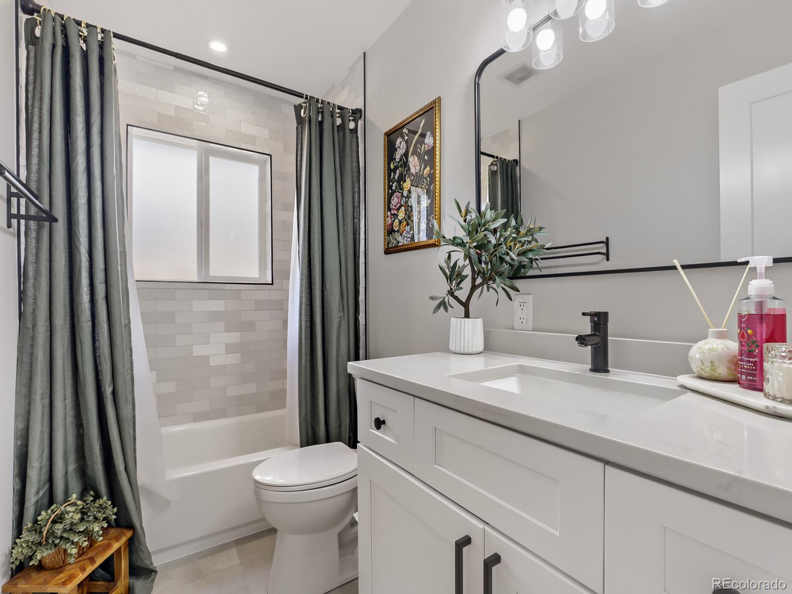 MLS Image #8 for 3657  krameria street,denver, Colorado