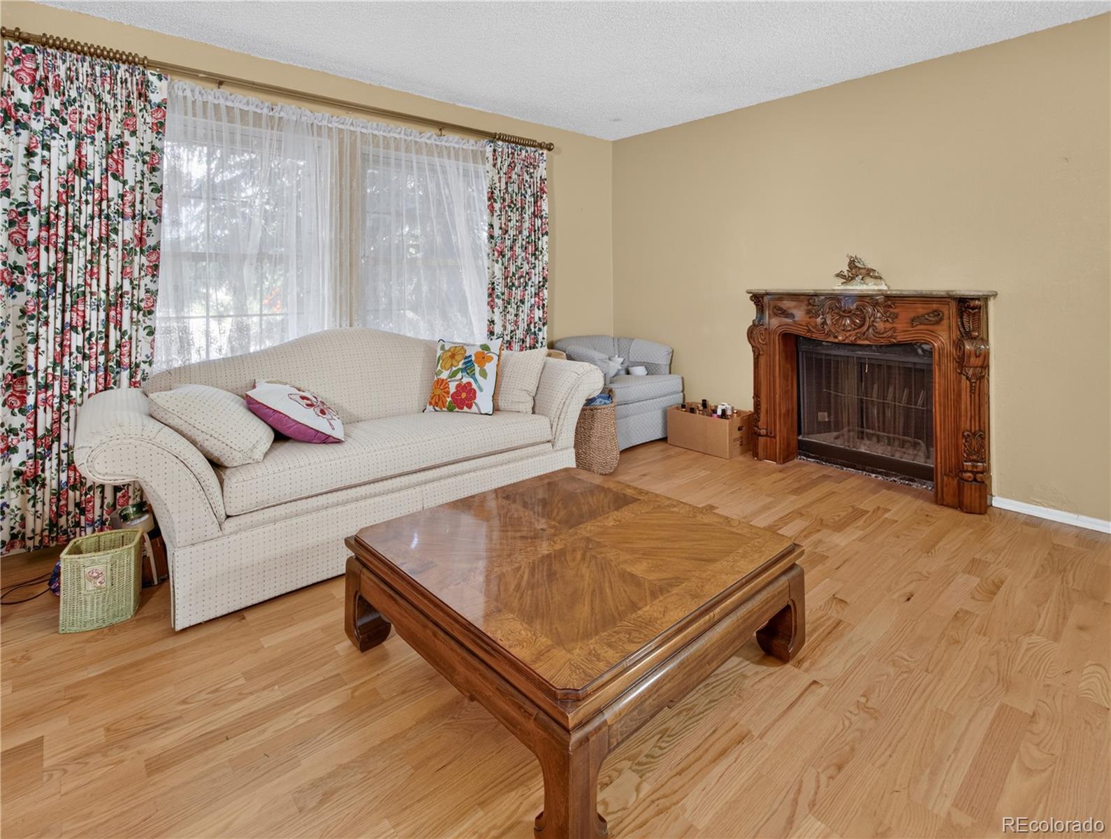 MLS Image #3 for 15303 e nassau drive,aurora, Colorado