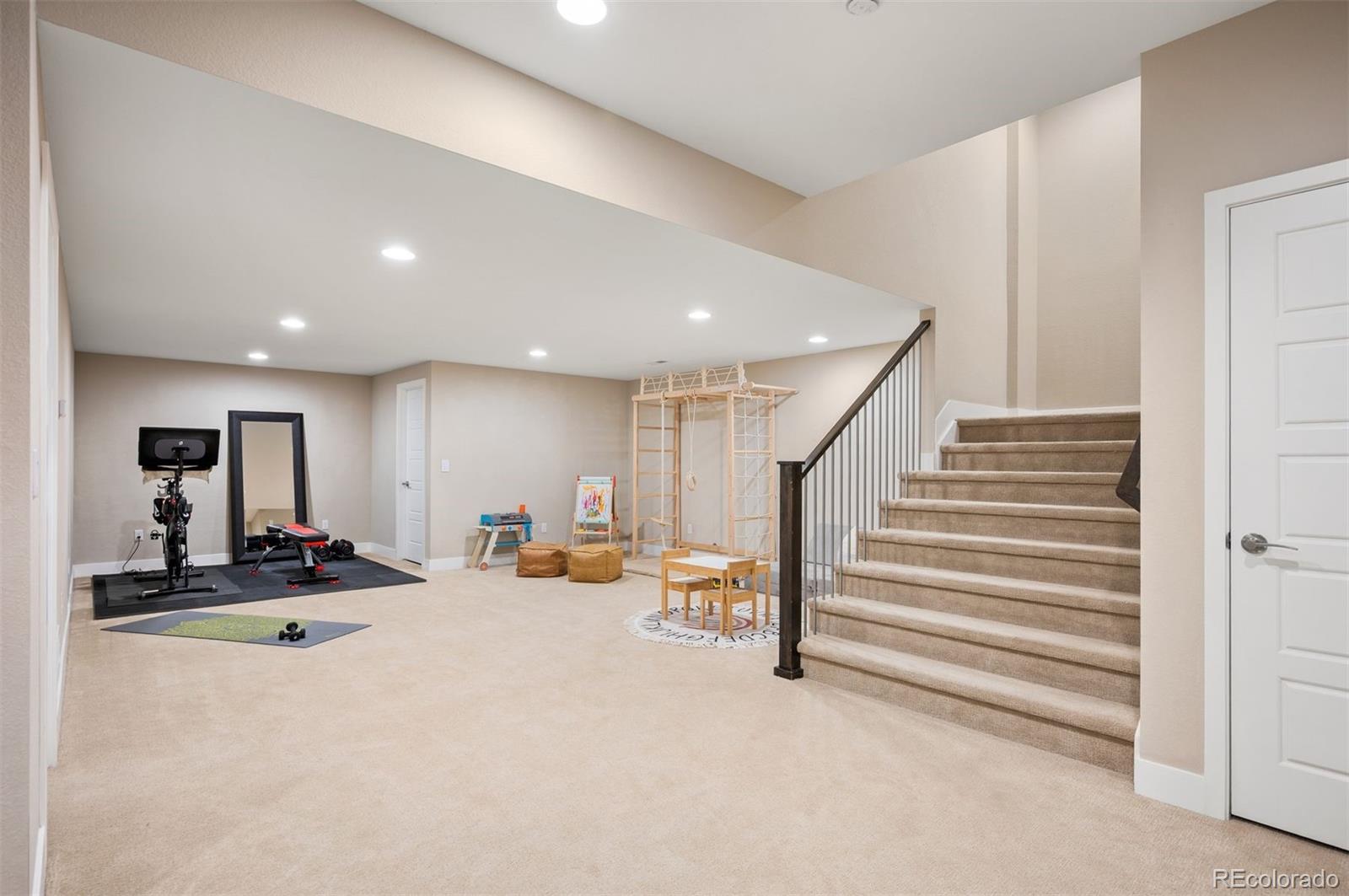 MLS Image #28 for 7945 e prairie meadow drive,denver, Colorado