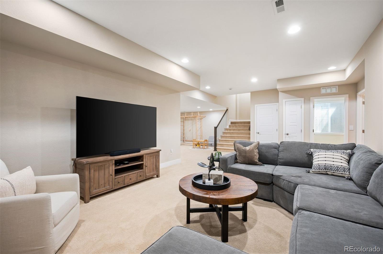 MLS Image #29 for 7945 e prairie meadow drive,denver, Colorado