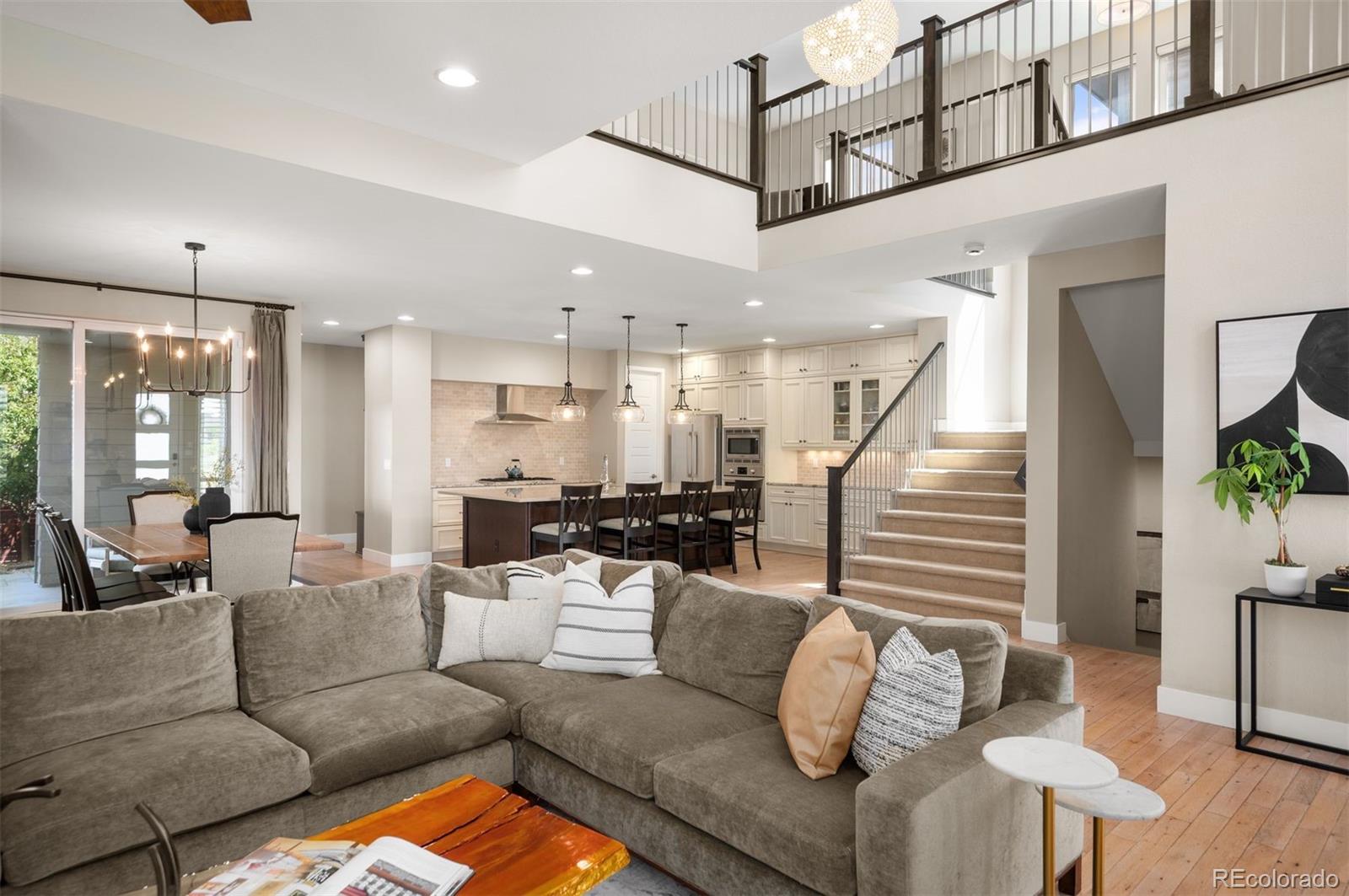 MLS Image #3 for 7945 e prairie meadow drive,denver, Colorado