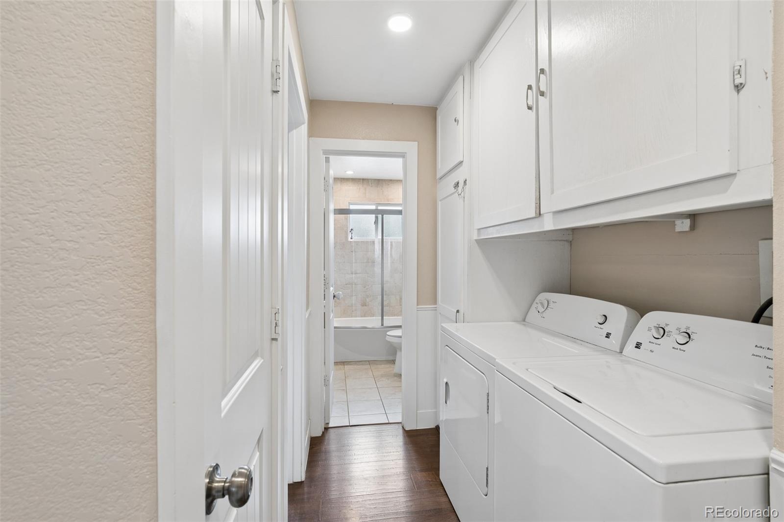 MLS Image #15 for 805 s estes street,denver, Colorado