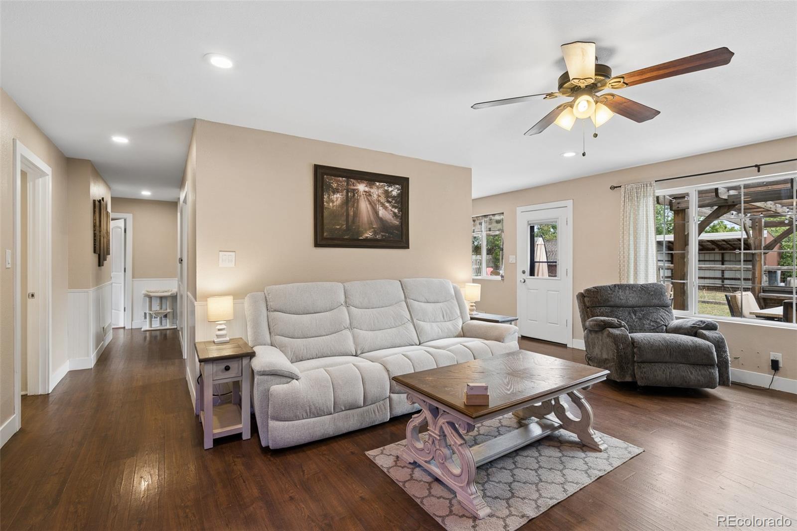 MLS Image #2 for 805 s estes street,denver, Colorado