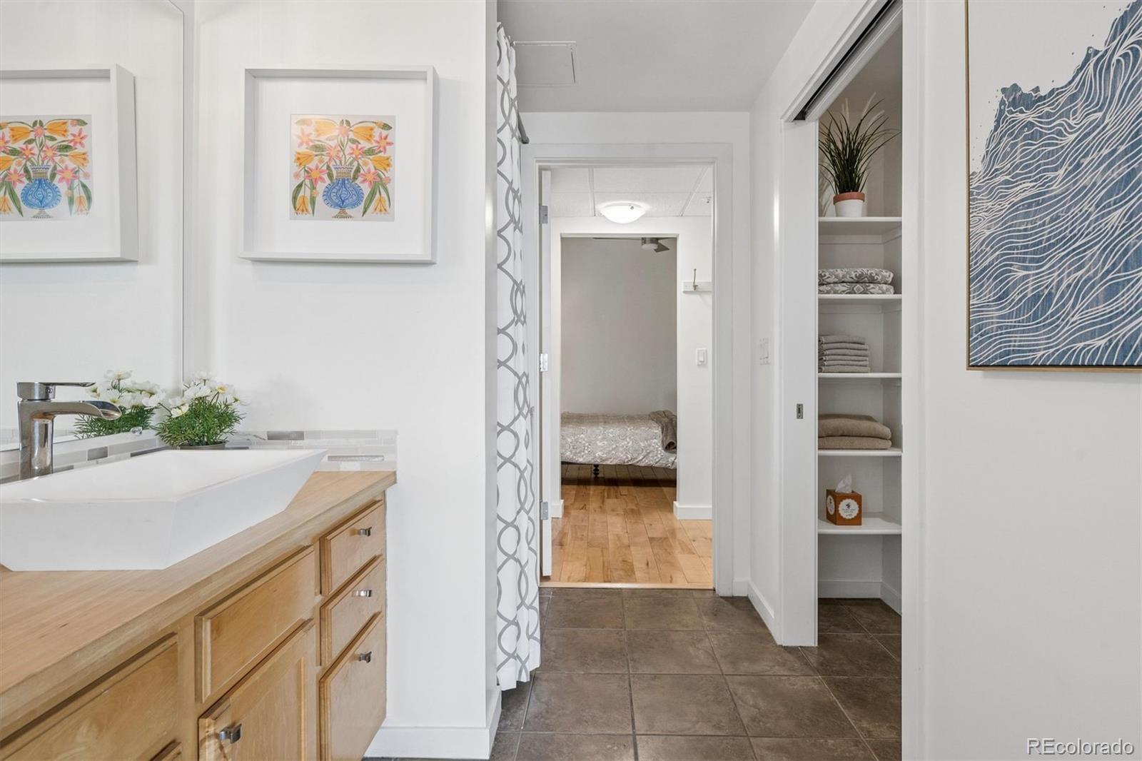 MLS Image #16 for 1475  delgany street 304,denver, Colorado