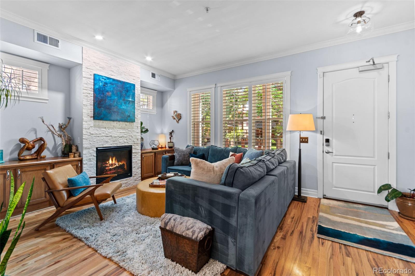 MLS Image #4 for 1489  steele street,denver, Colorado