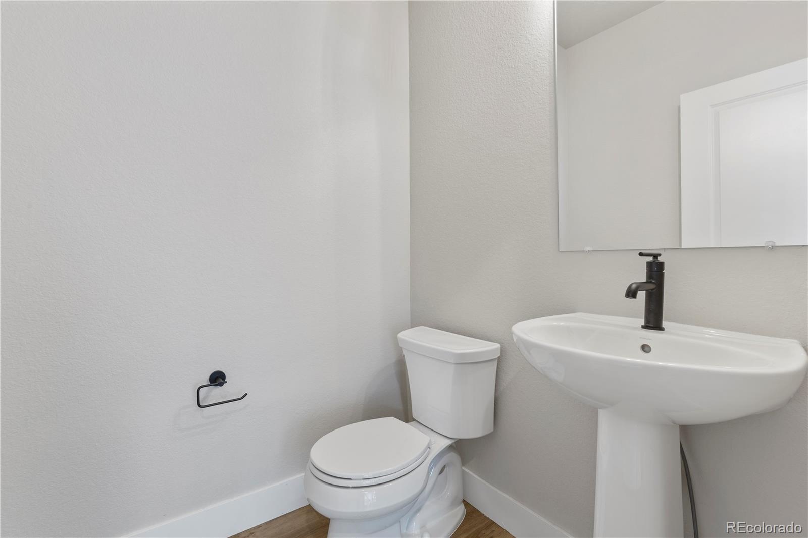 MLS Image #12 for 24190 e 54th place,aurora, Colorado