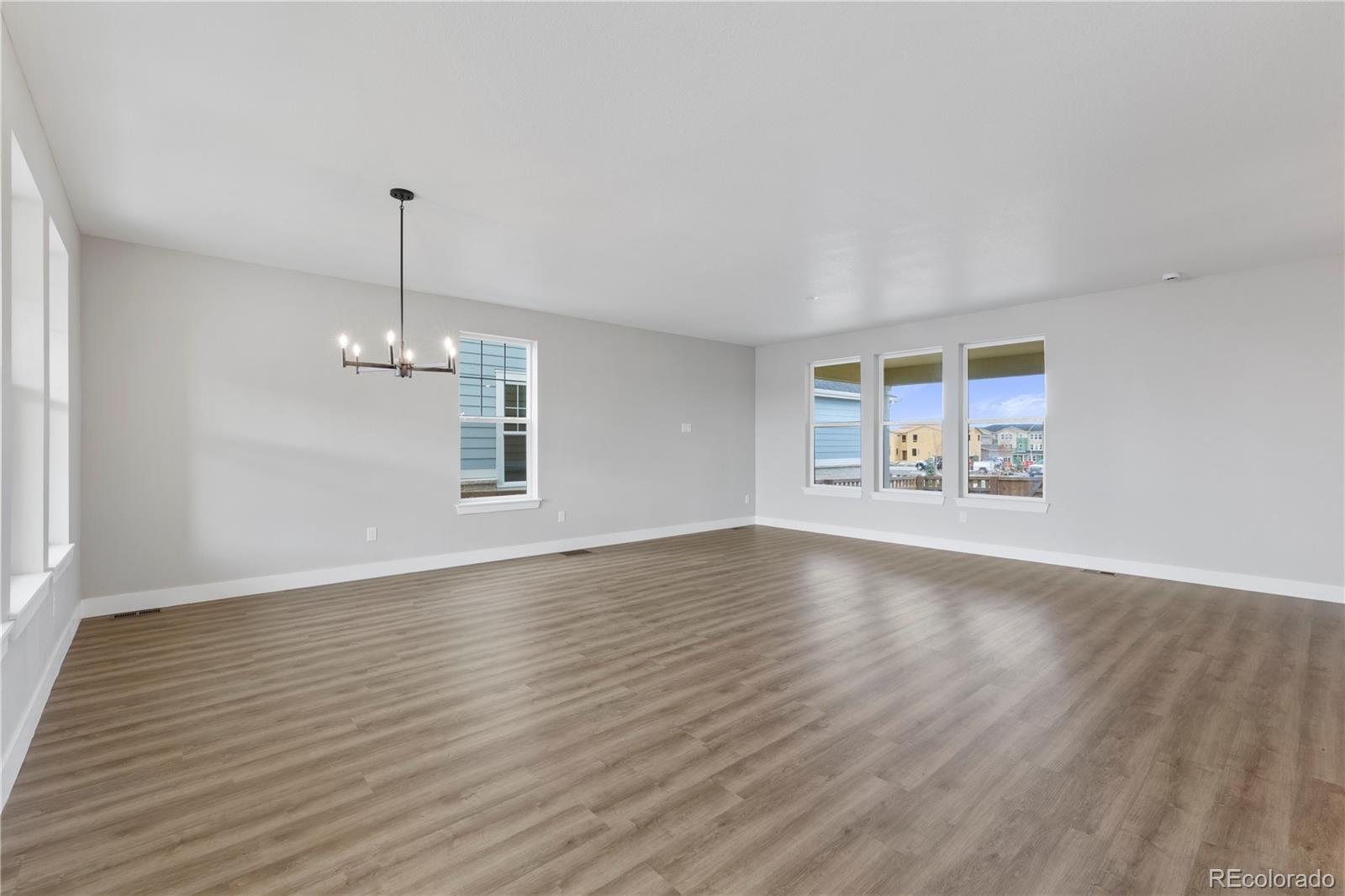 MLS Image #2 for 24190 e 54th place,aurora, Colorado