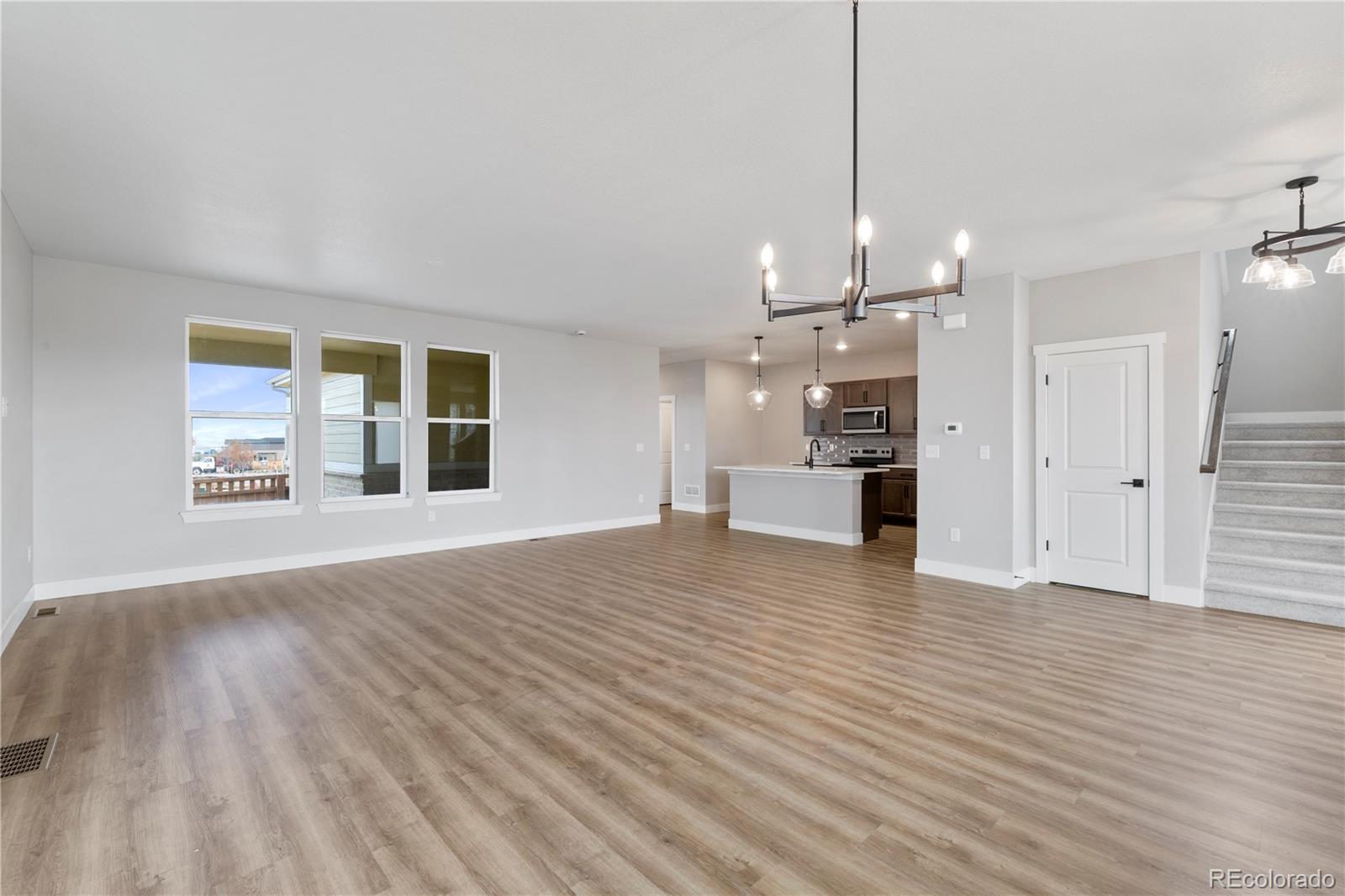 MLS Image #3 for 24190 e 54th place,aurora, Colorado
