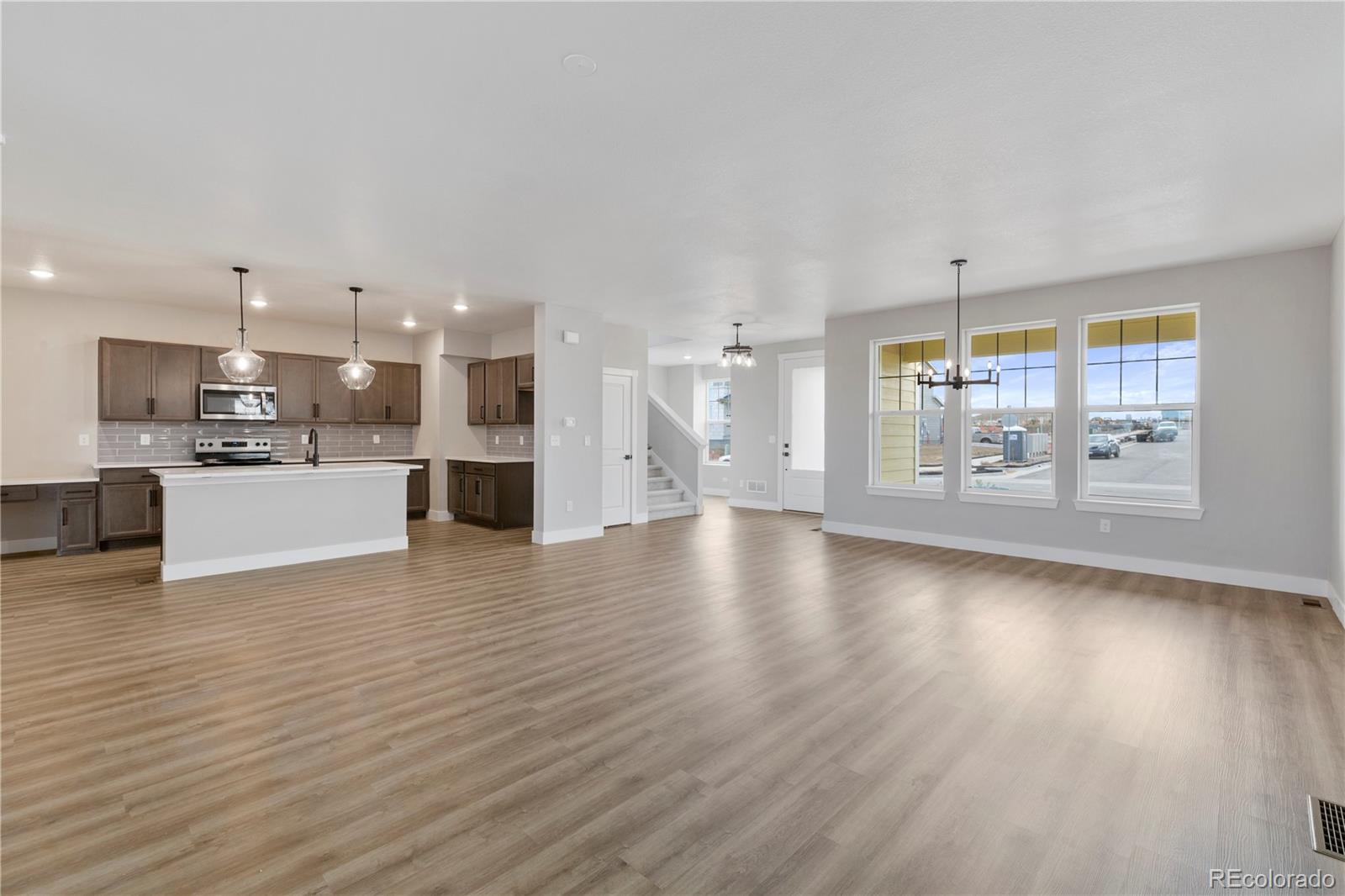 MLS Image #4 for 24190 e 54th place,aurora, Colorado