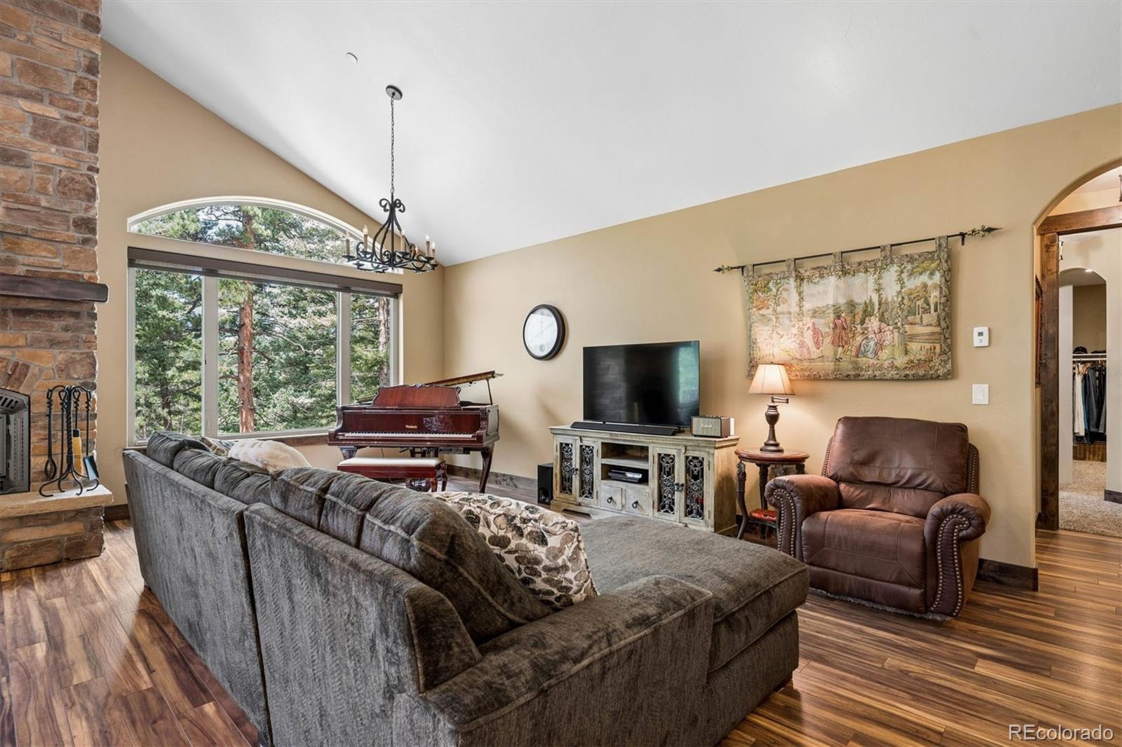 MLS Image #18 for 5269 s algonquin road,indian hills, Colorado