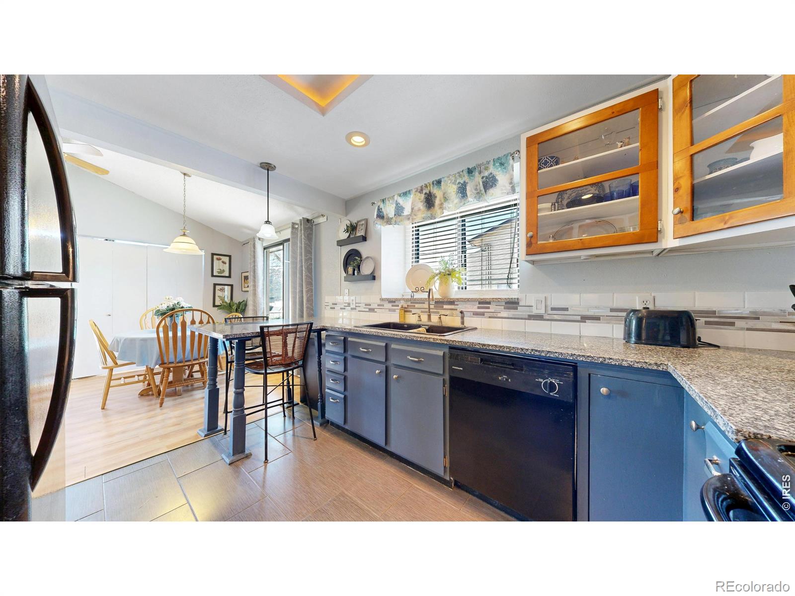 MLS Image #11 for 506  grand estates drive,estes park, Colorado