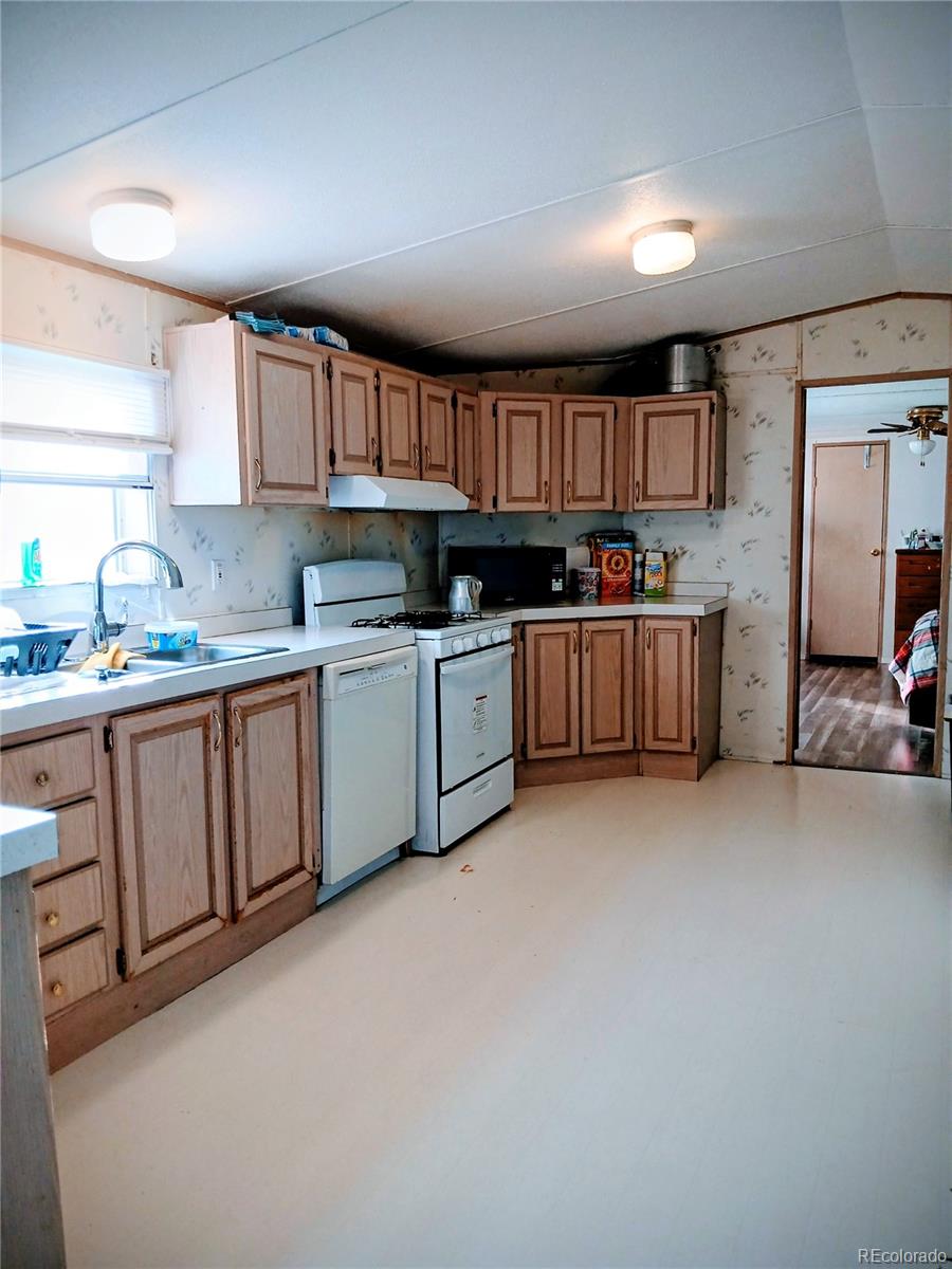 MLS Image #3 for 8529  colorado court,denver, Colorado