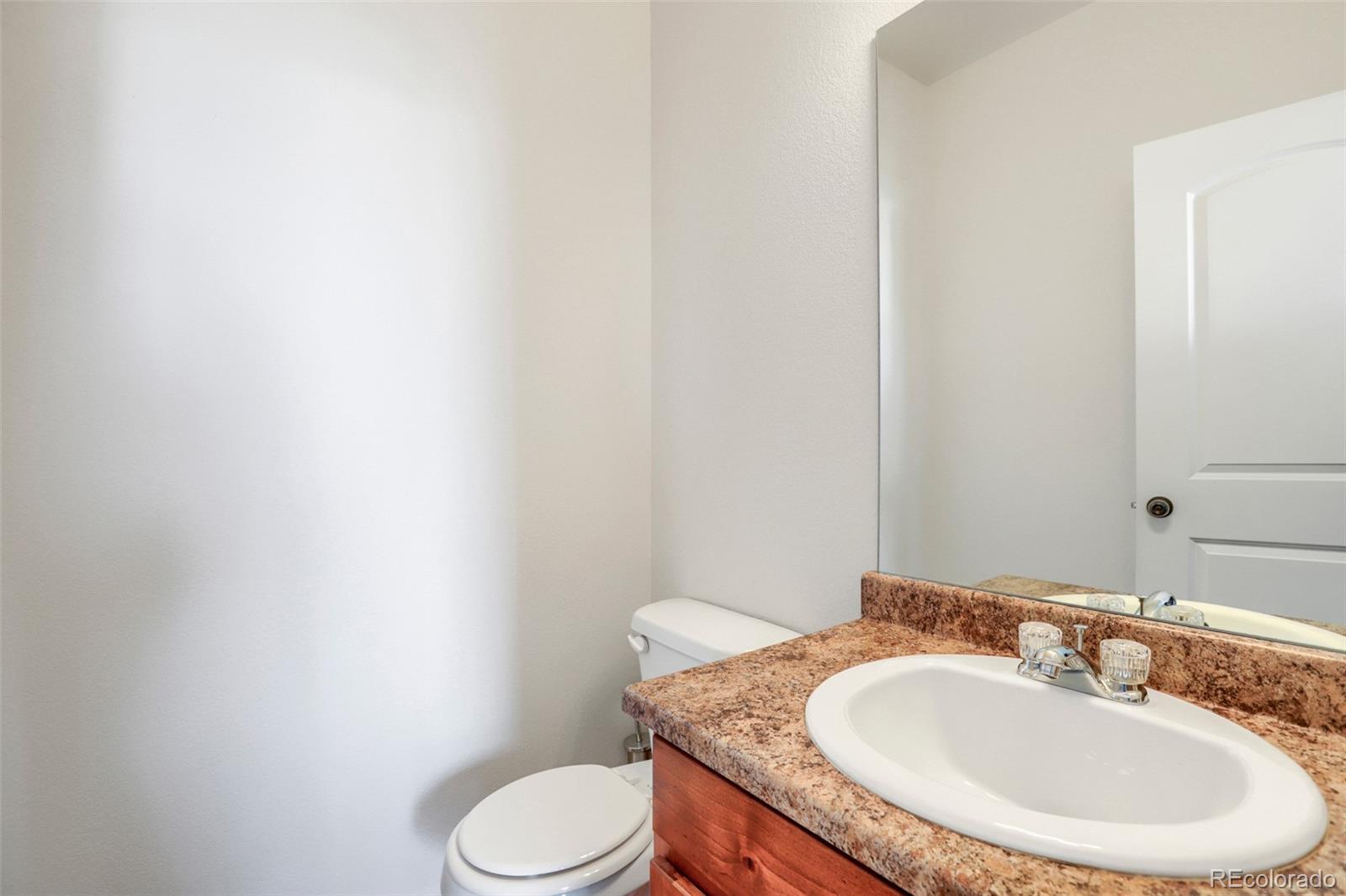 MLS Image #12 for 929 w independent avenue,la salle, Colorado