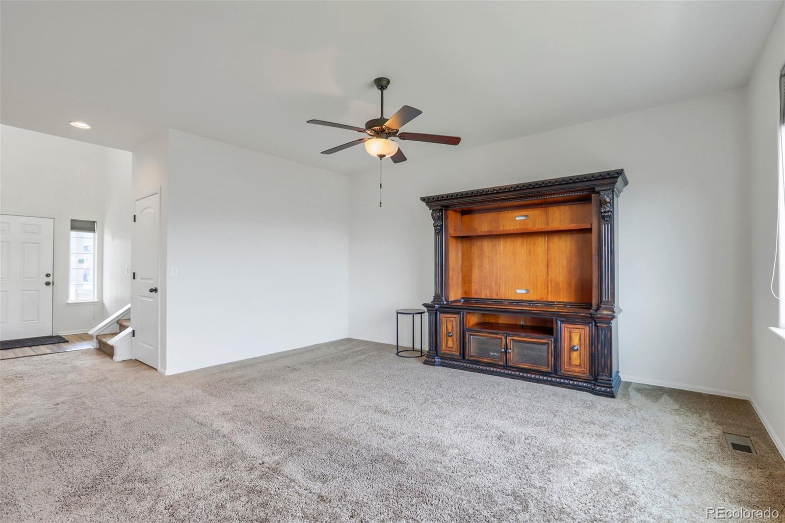 MLS Image #5 for 929 w independent avenue,la salle, Colorado