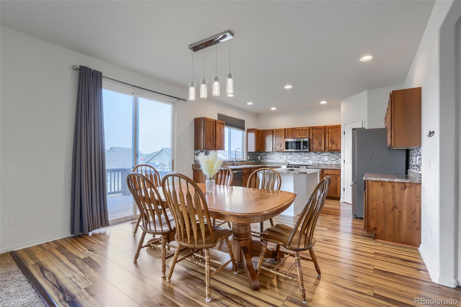 MLS Image #9 for 929 w independent avenue,la salle, Colorado