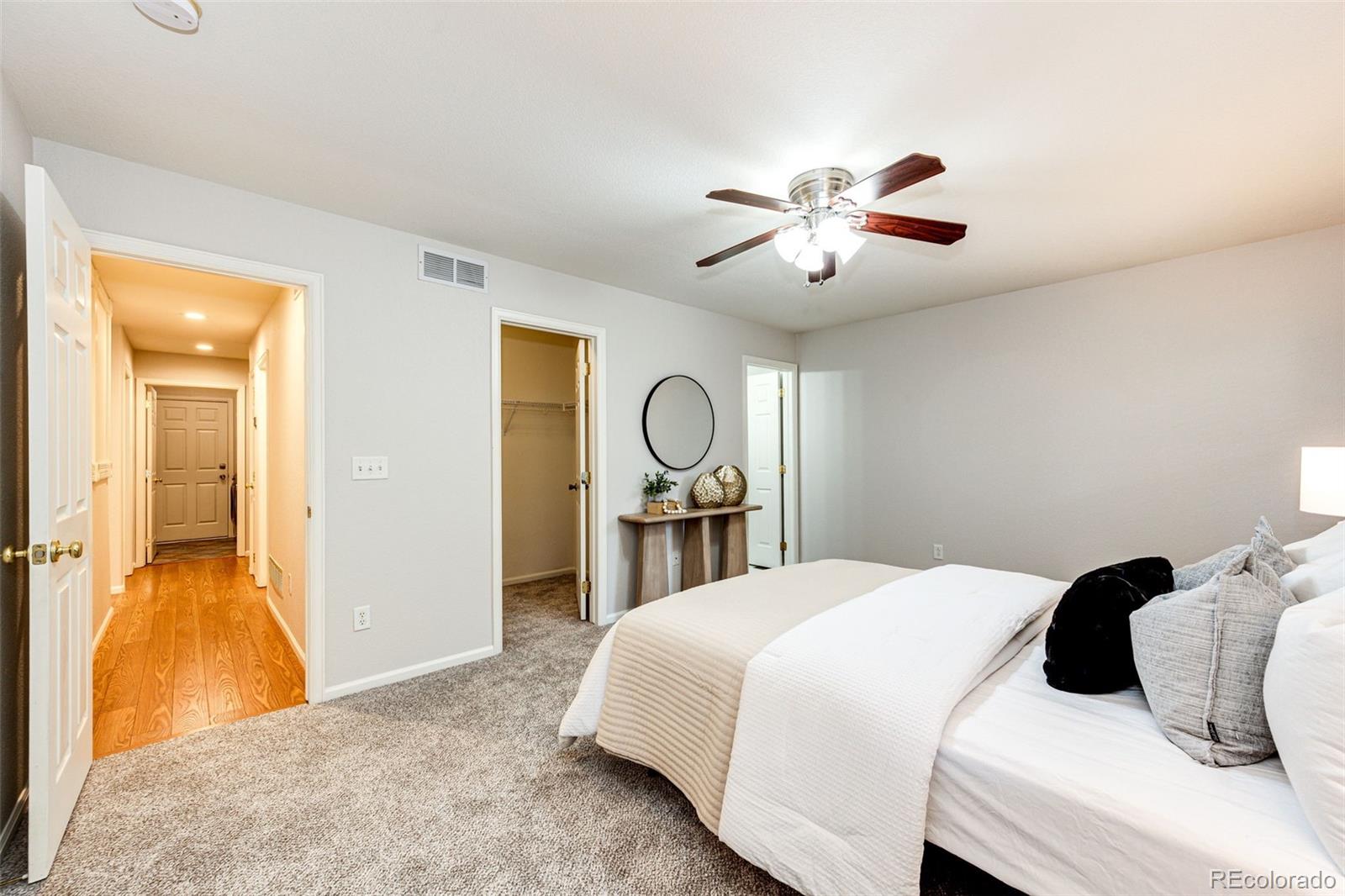 MLS Image #10 for 16475 e phillips place,englewood, Colorado