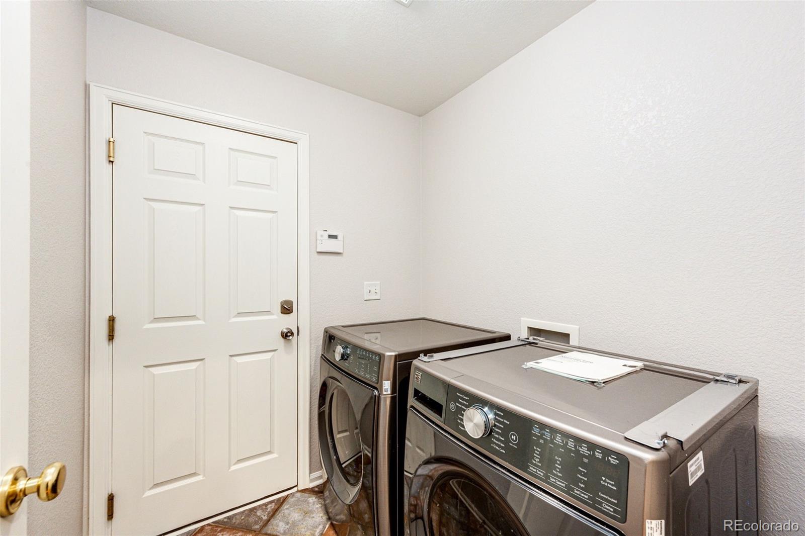 MLS Image #14 for 16475 e phillips place,englewood, Colorado