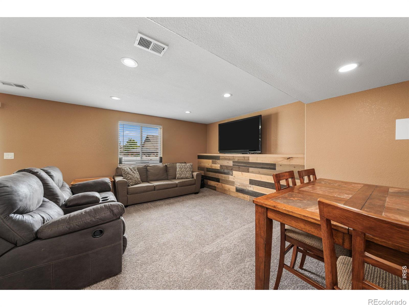 MLS Image #12 for 1520  murrlet street,berthoud, Colorado