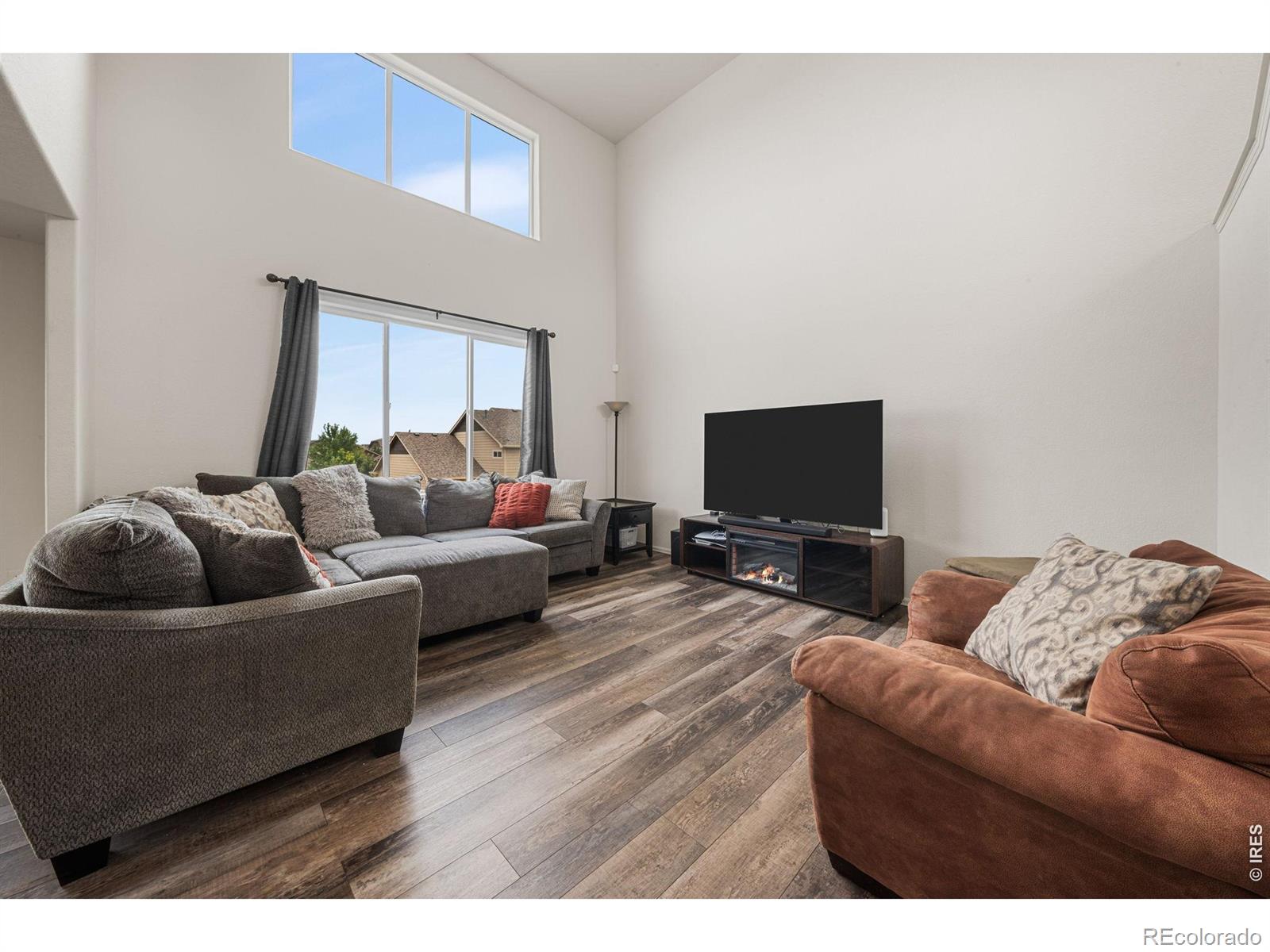 MLS Image #3 for 1520  murrlet street,berthoud, Colorado