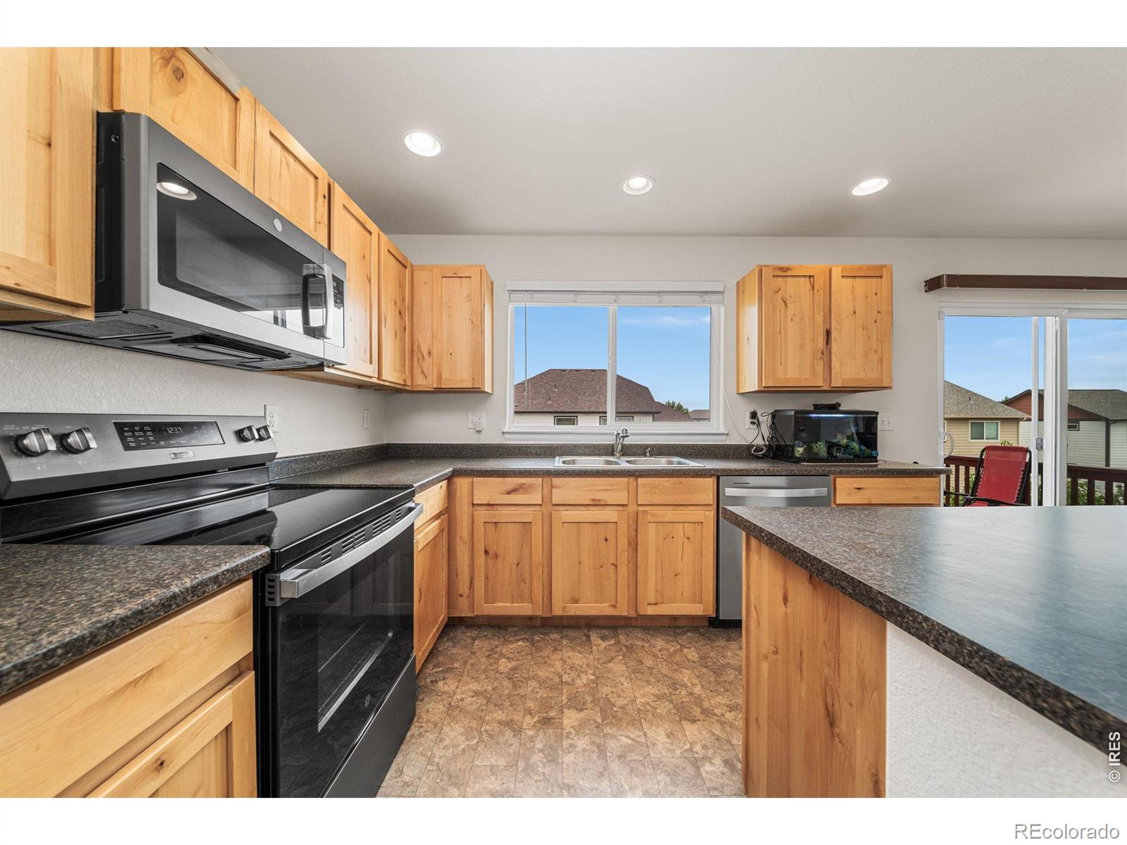 MLS Image #9 for 1520  murrlet street,berthoud, Colorado