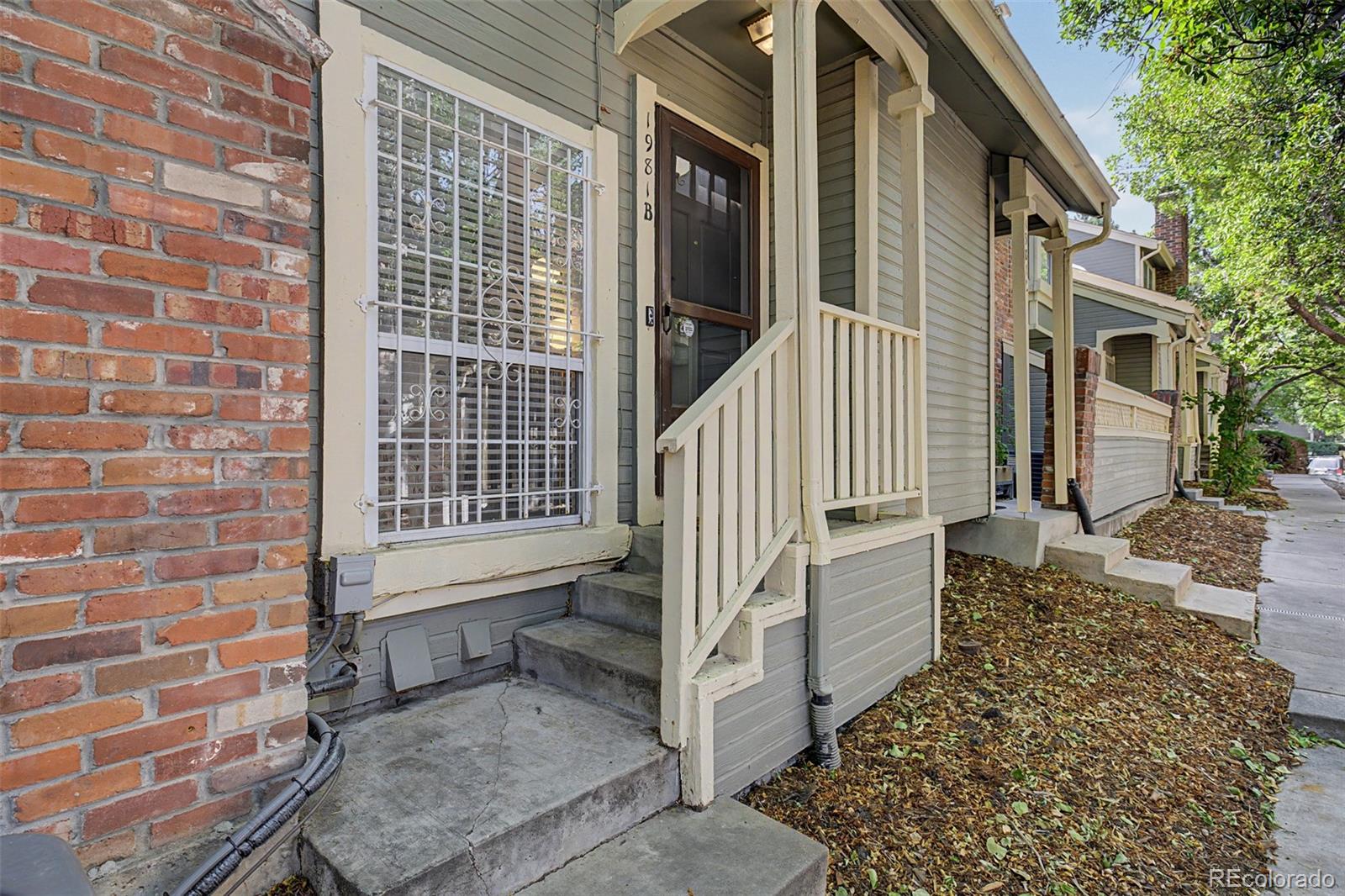 MLS Image #1 for 1981 s hannibal court,aurora, Colorado