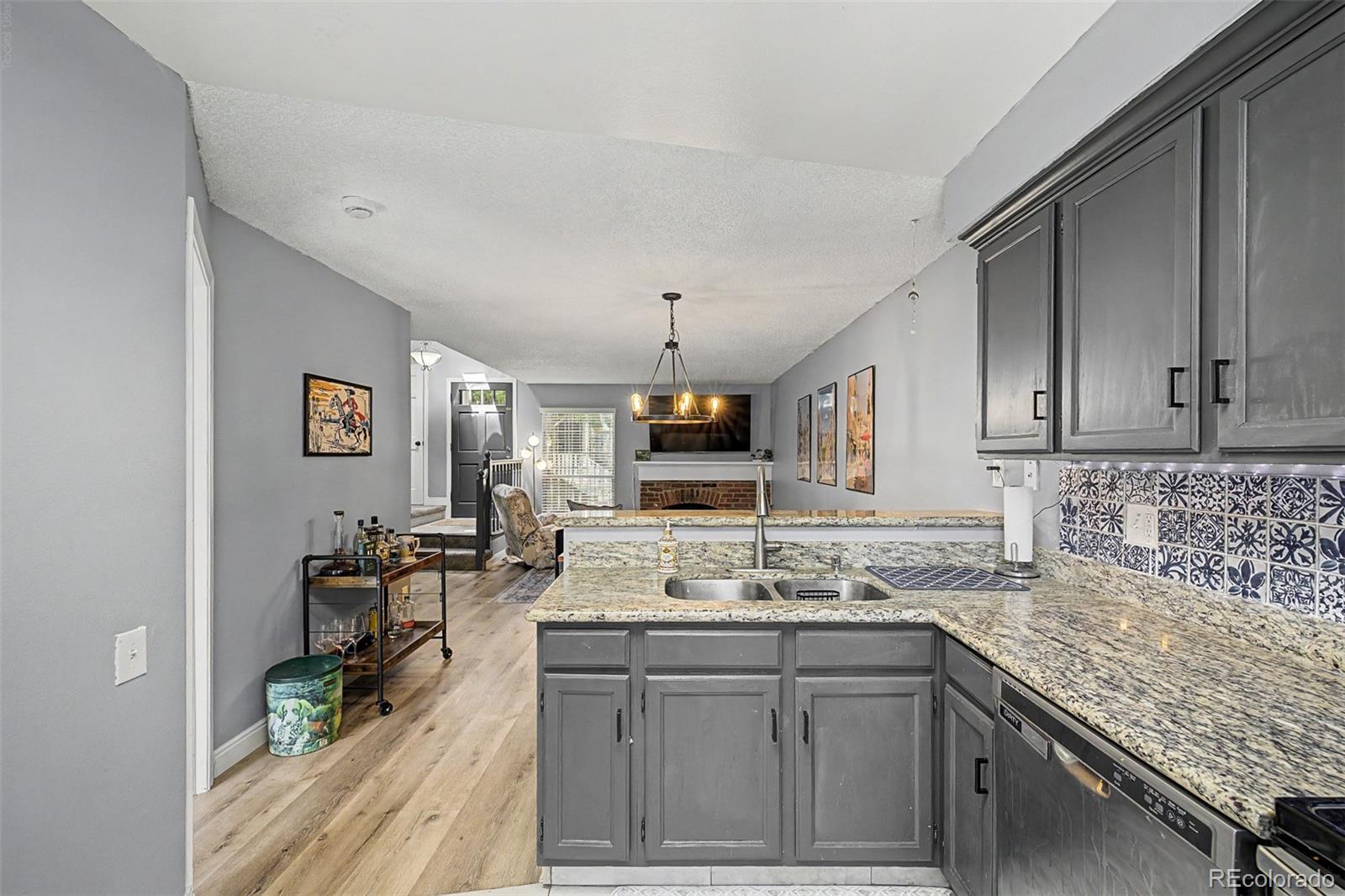 MLS Image #16 for 1981 s hannibal court,aurora, Colorado