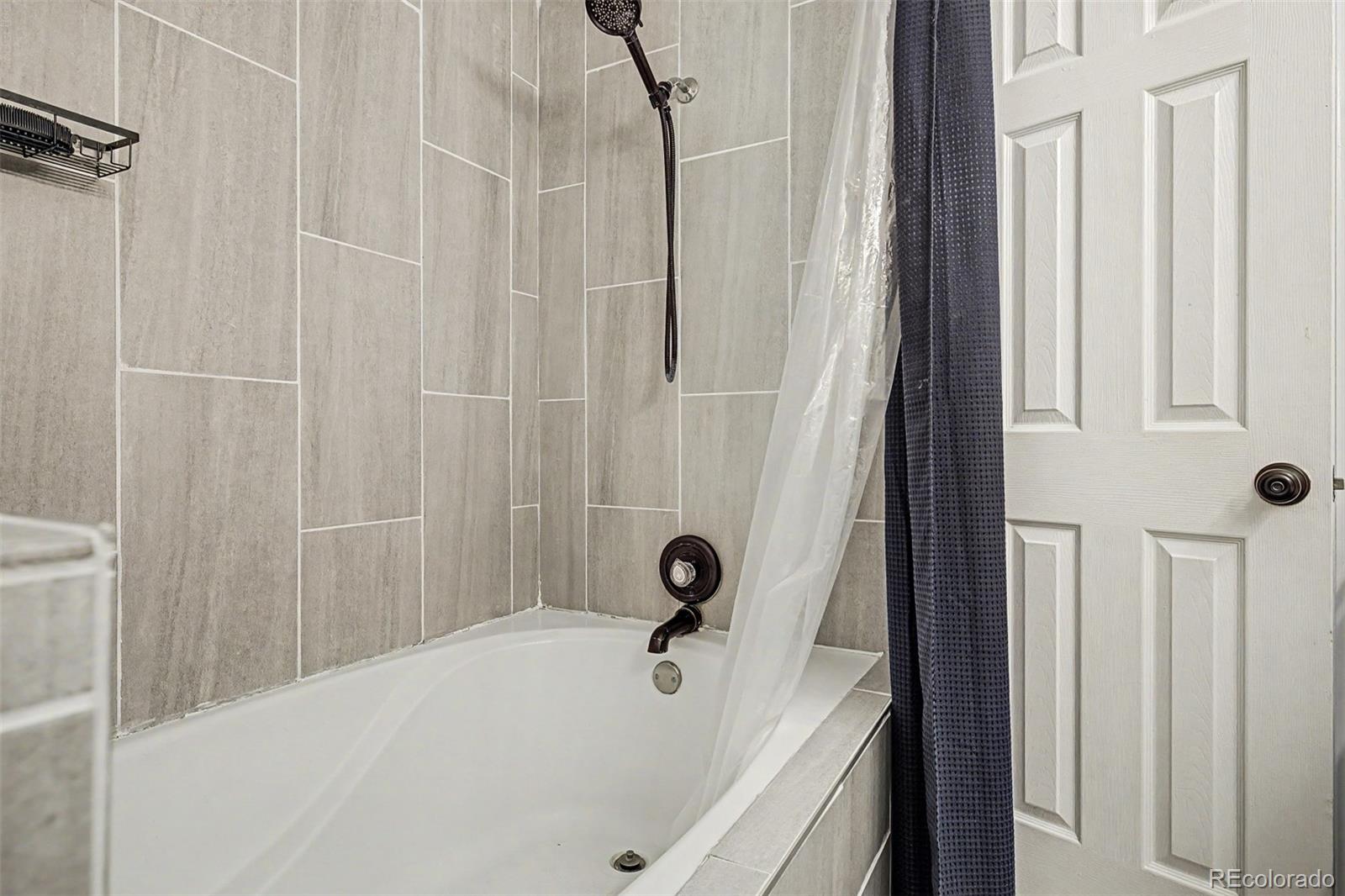 MLS Image #27 for 1981 s hannibal court,aurora, Colorado