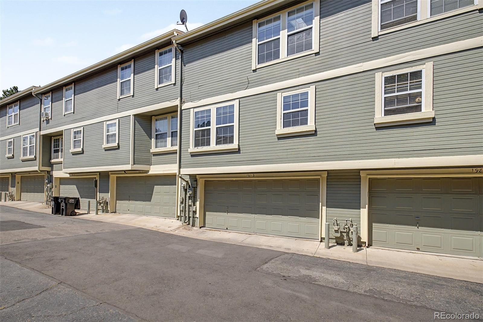 MLS Image #36 for 1981 s hannibal court,aurora, Colorado