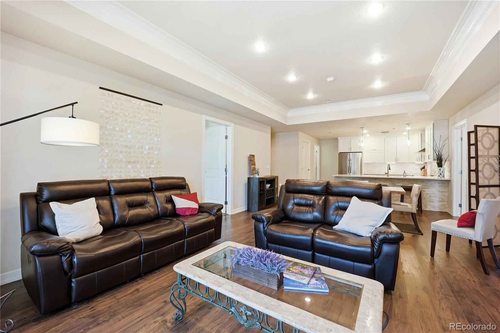 MLS Image #10 for 2200 s university boulevard,denver, Colorado