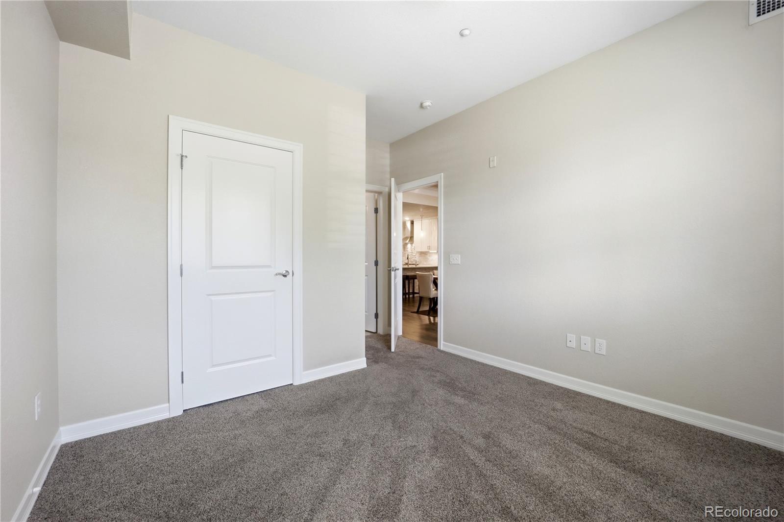 MLS Image #25 for 2200 s university boulevard,denver, Colorado