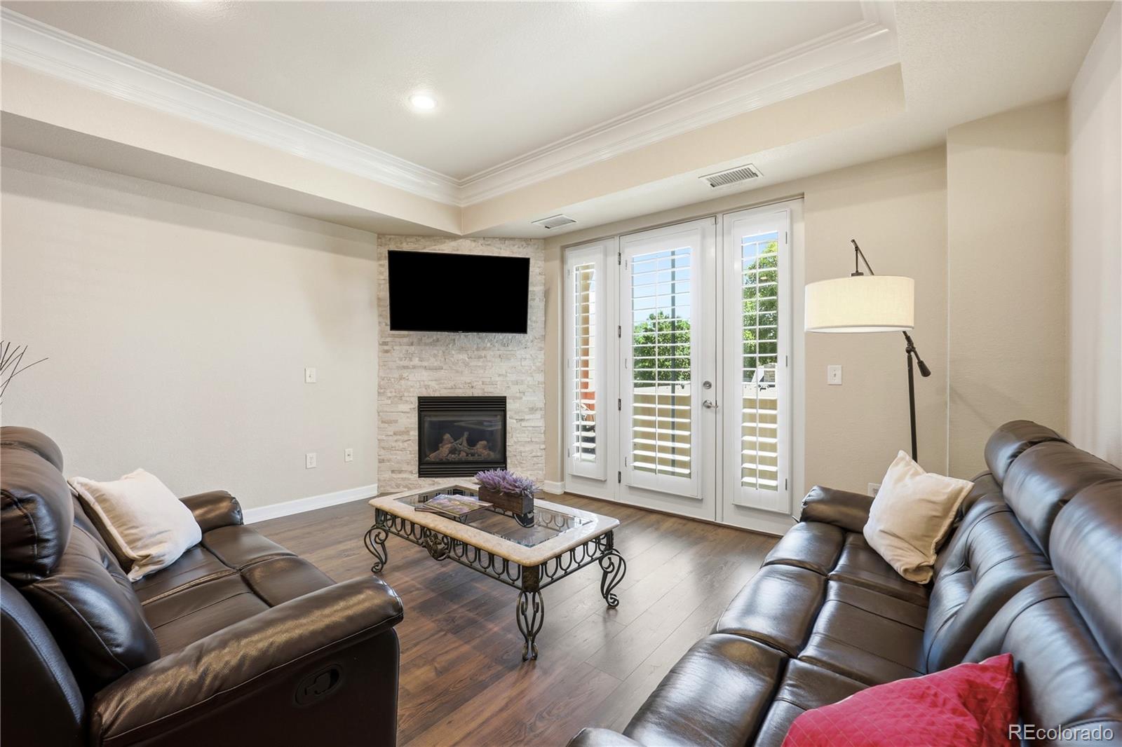 MLS Image #4 for 2200 s university boulevard,denver, Colorado