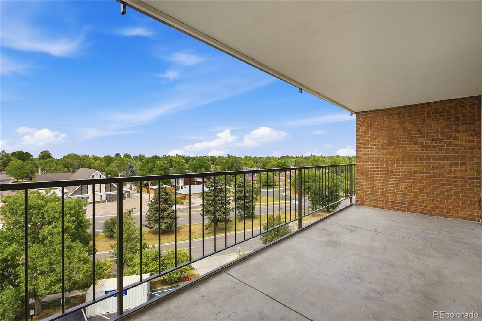 MLS Image #12 for 4800 e hale parkway,denver, Colorado