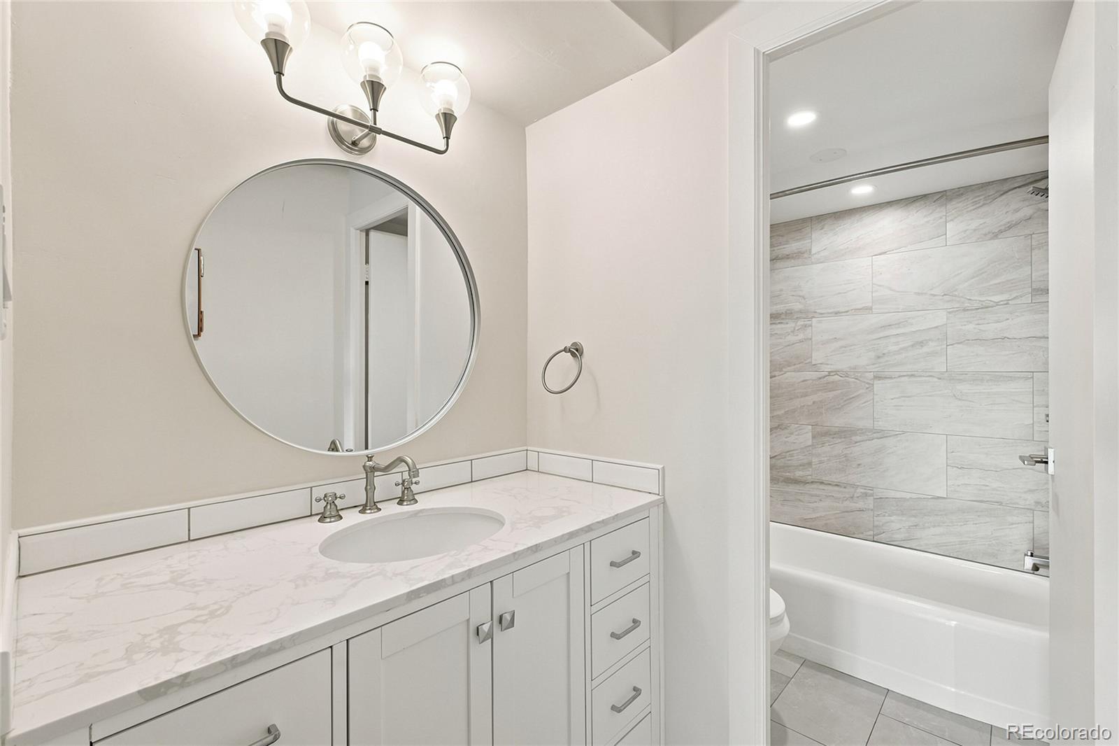 MLS Image #20 for 4800 e hale parkway,denver, Colorado