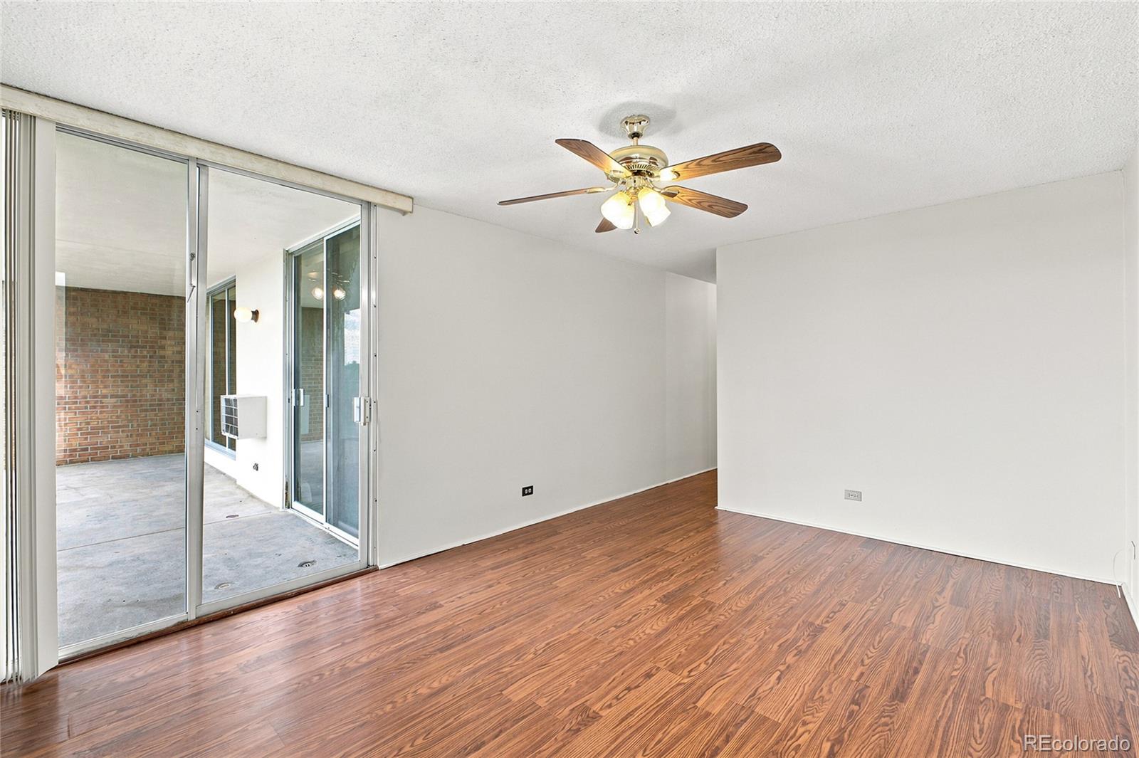 MLS Image #27 for 4800 e hale parkway,denver, Colorado