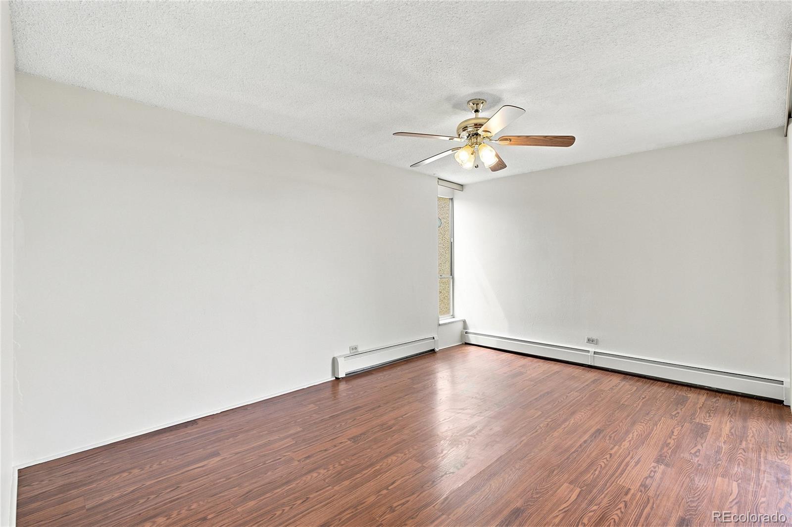 MLS Image #28 for 4800 e hale parkway,denver, Colorado