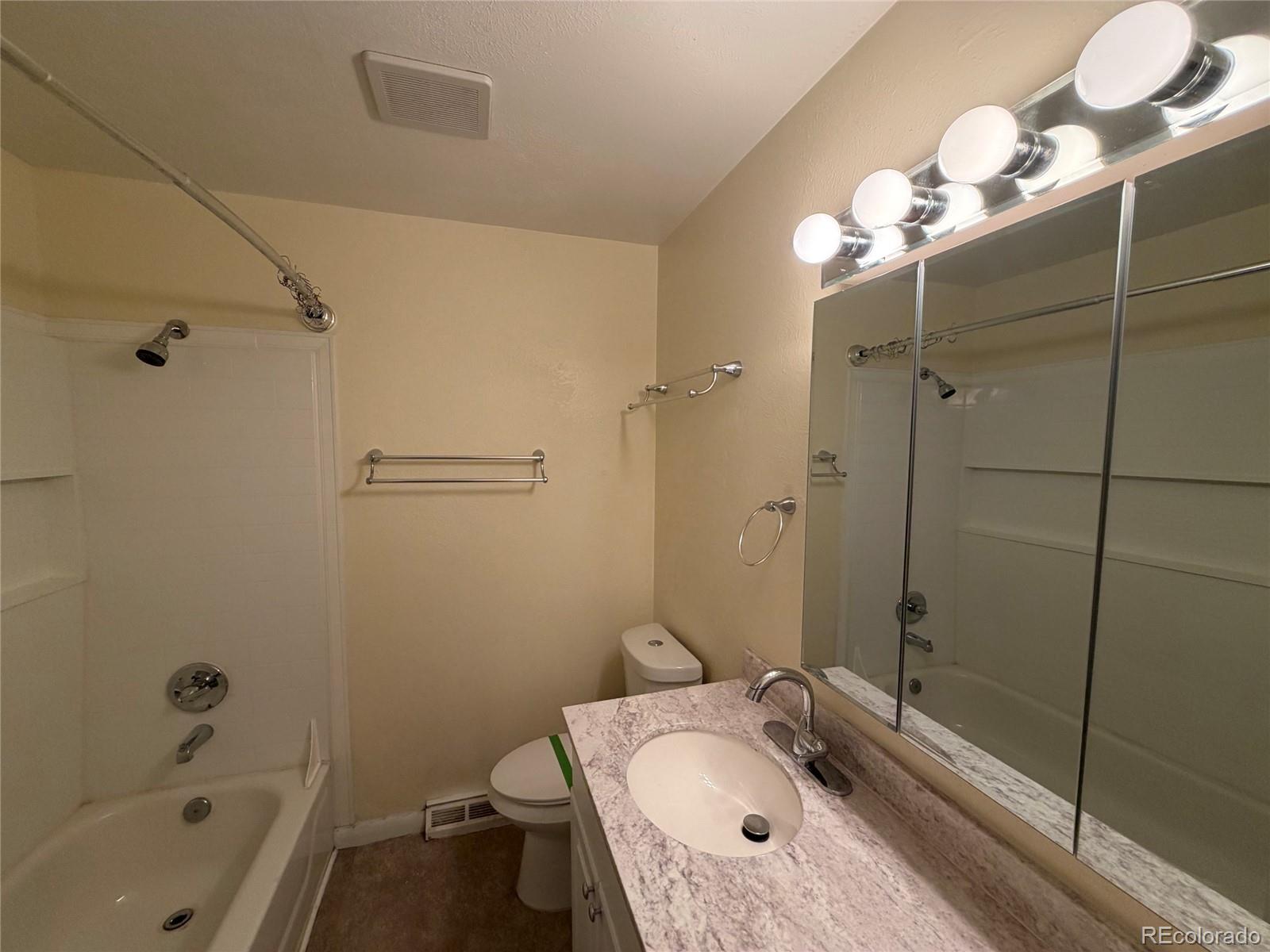 MLS Image #23 for 6218 s cherry circle,centennial, Colorado