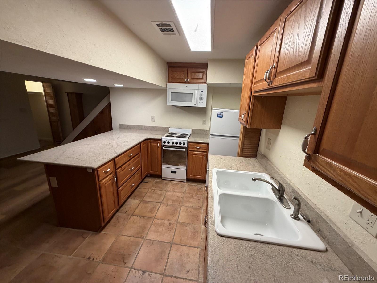 MLS Image #28 for 6218 s cherry circle,centennial, Colorado