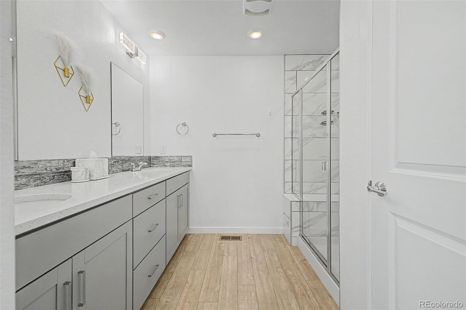 MLS Image #24 for 1661 w 67th circle,denver, Colorado