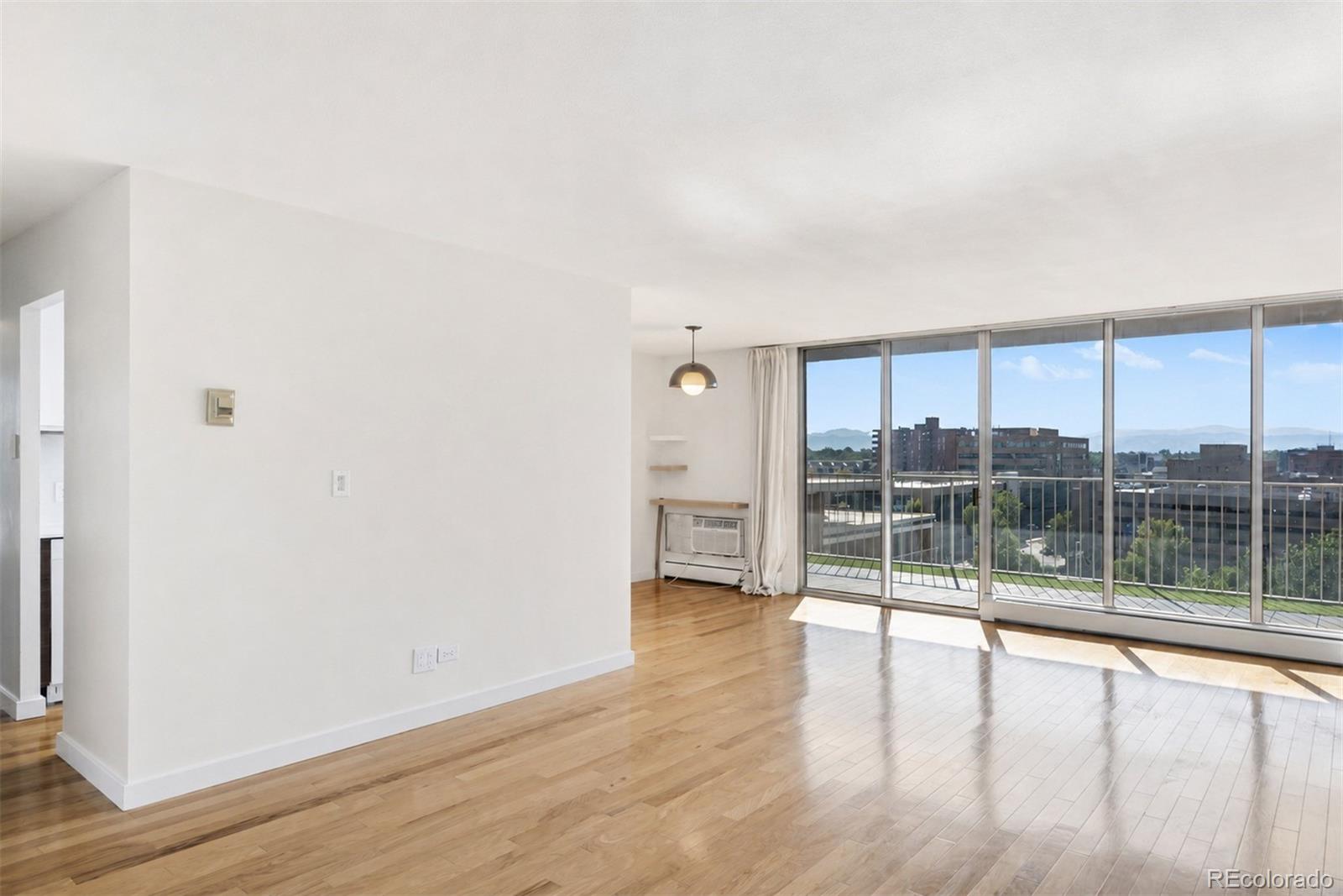 MLS Image #5 for 955  eudora street 901e,denver, Colorado