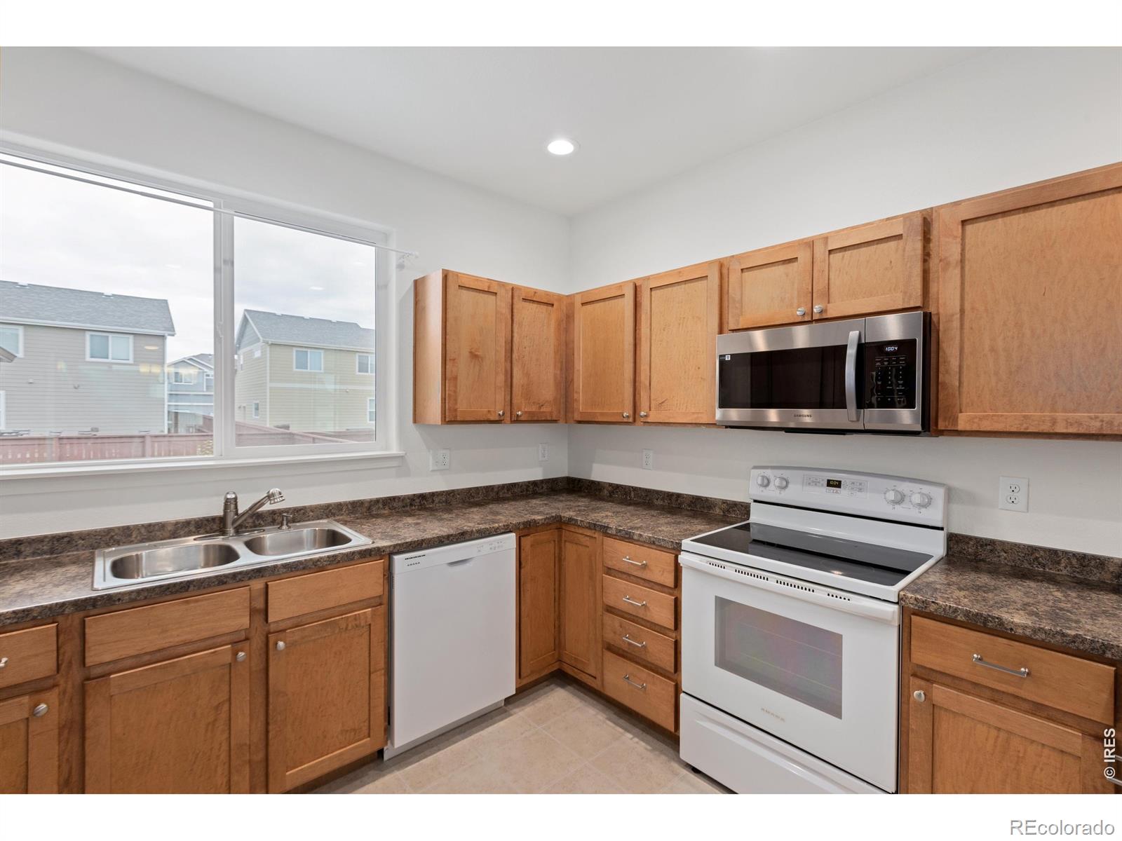 MLS Image #6 for 2312  golden way,windsor, Colorado