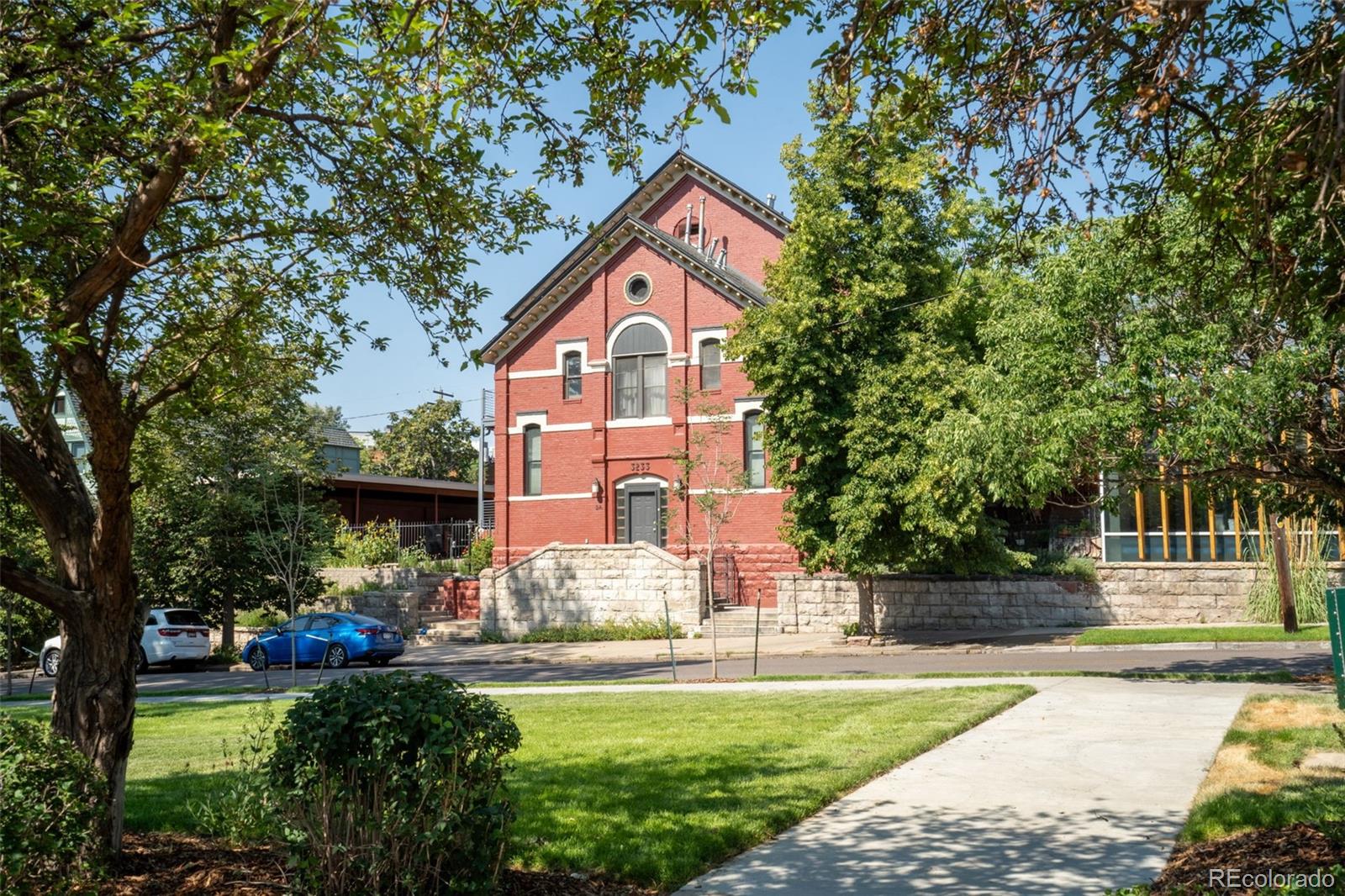MLS Image #40 for 3233  osage street 2a,denver, Colorado