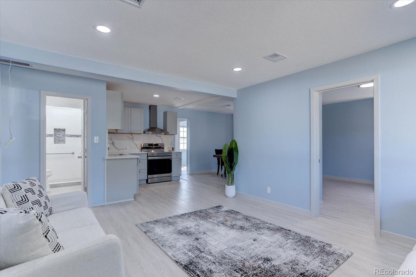 MLS Image #3 for 6650  irving street,denver, Colorado