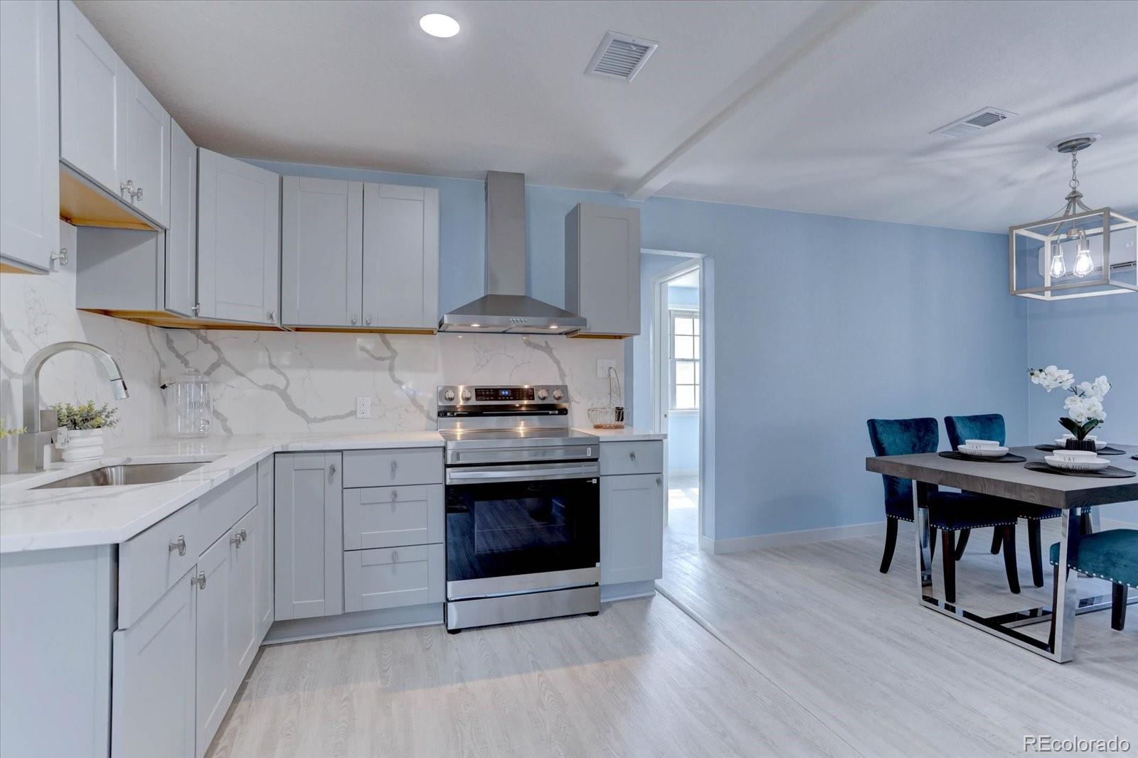 MLS Image #5 for 6650  irving street,denver, Colorado