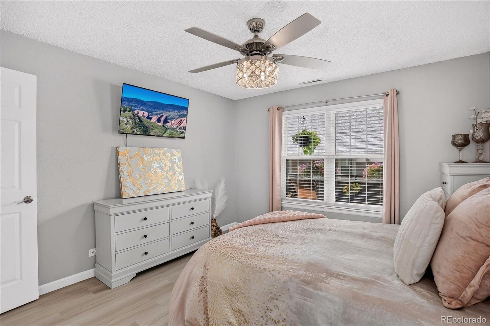 MLS Image #14 for 7110 s gaylord street,centennial, Colorado