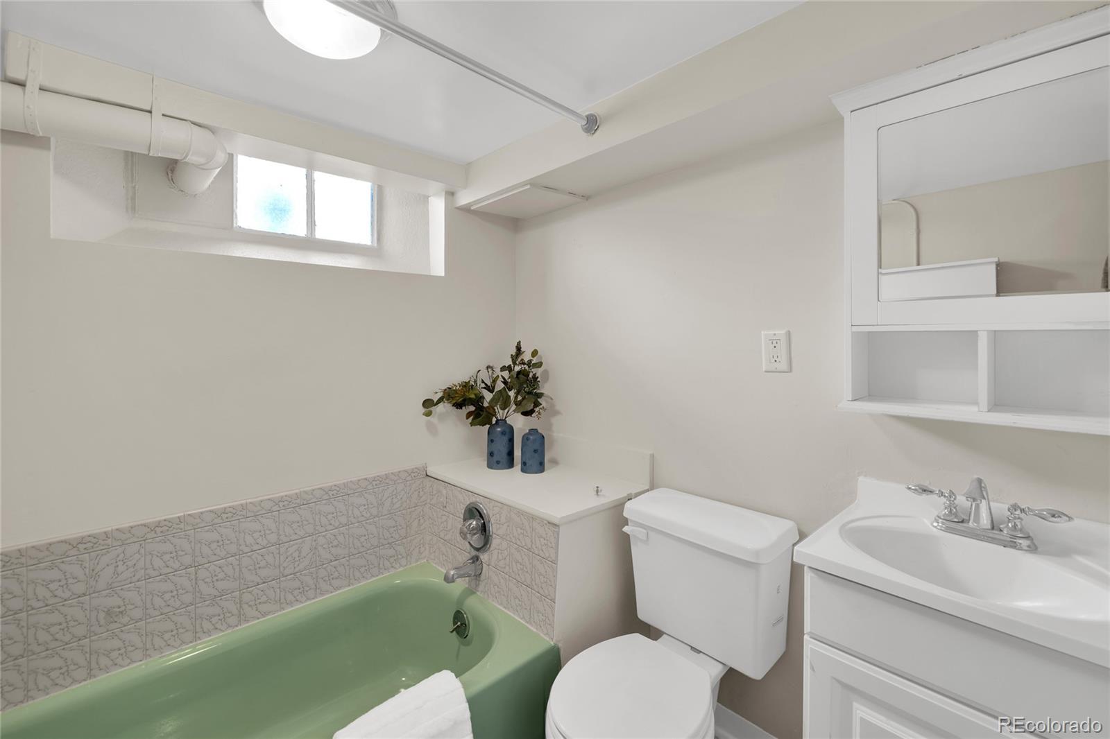 MLS Image #22 for 1295  holly street,denver, Colorado