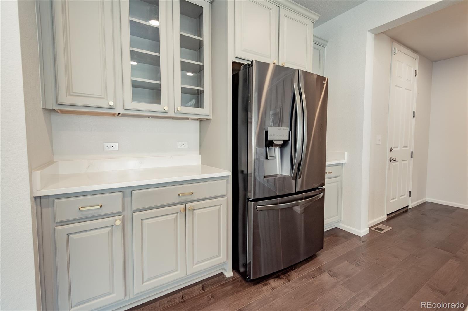MLS Image #14 for 3950  eaton park street,aurora, Colorado